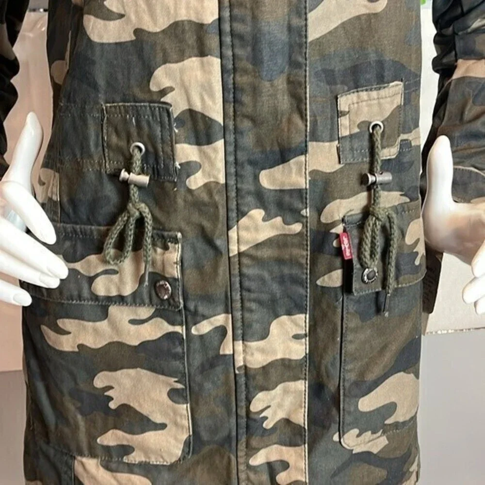 LEVI'S The Jess Cotton‎ Fishtail Hooded Parka Jacket Green Camo Size XS - Picture 4 of 8
